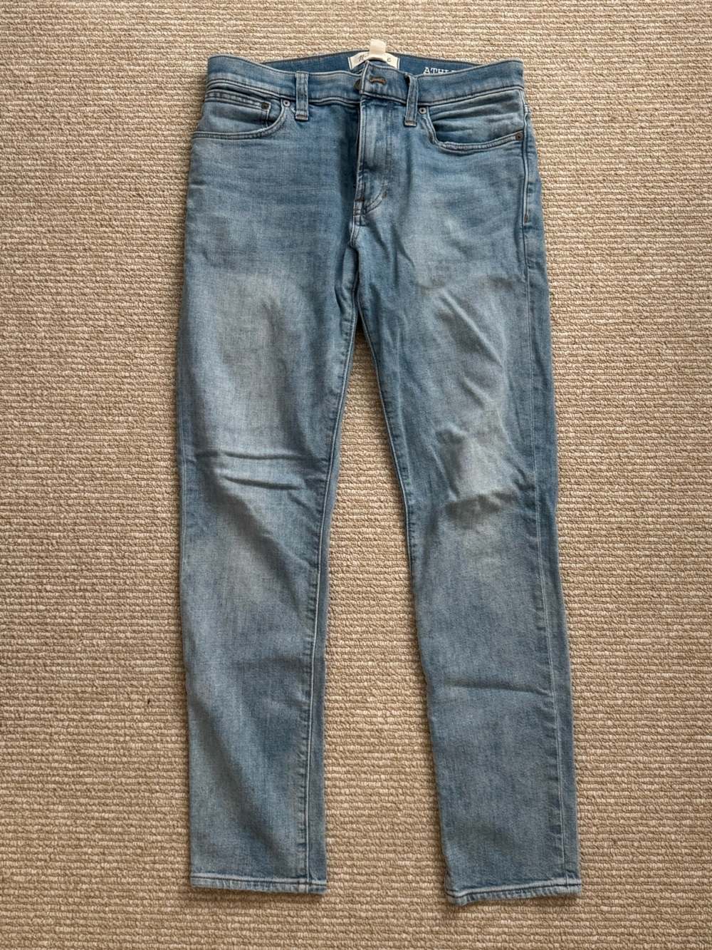 Madewell Men's Light Wash Athletic Slim Jeans